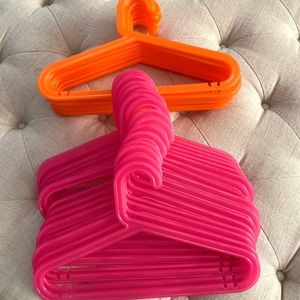 Children’s hangers (32)